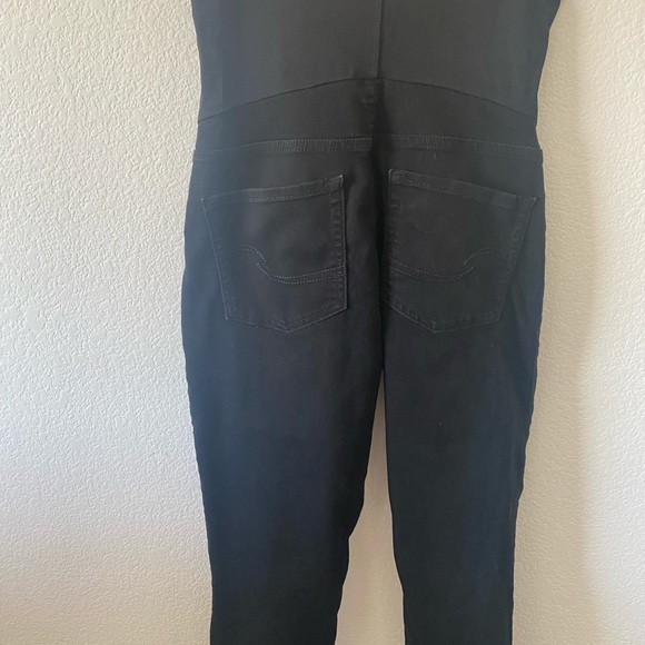 Levi’s Maternity skinny jeans- black - Picture 8 of 8